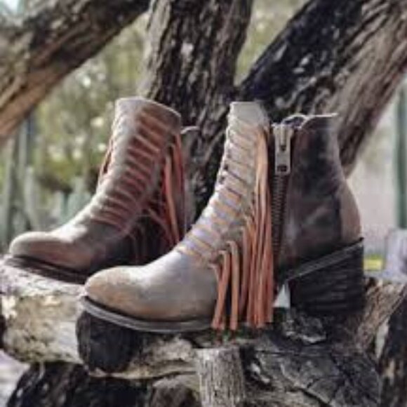 new CORRAL DISTRESSED  Leather J Toe Ankle Boots TASSELLS BOOTIES - Picture 2 of 4